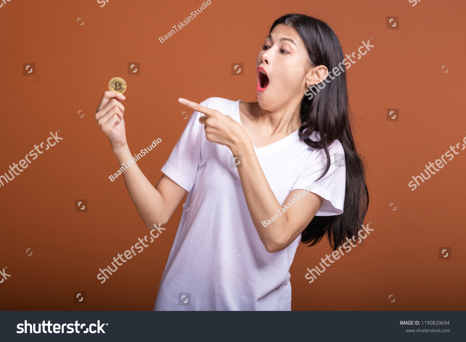 gấ