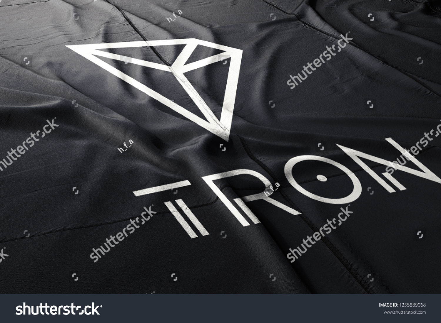 Tr