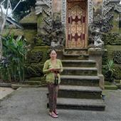 Cự