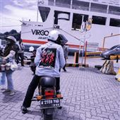 Tr