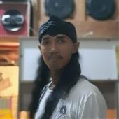 EM