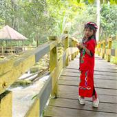 TỨ