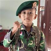NỮ